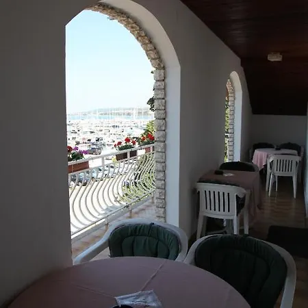 Apartman Mara